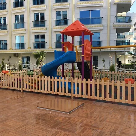 דירה Riva House Konyaalti