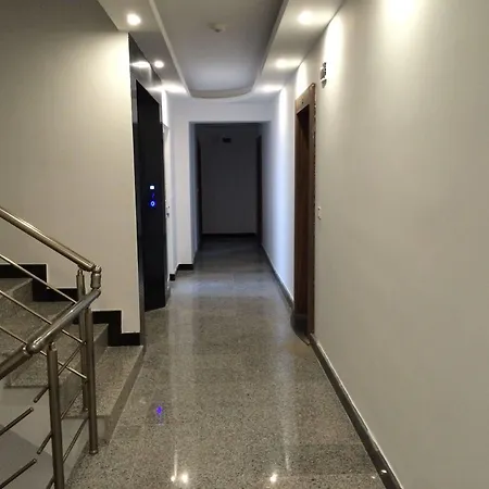 Riva House דירה Konyaalti